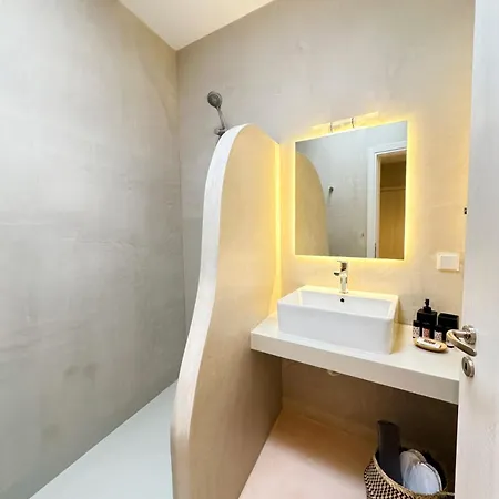 Lithos Syros Ερμούπολη