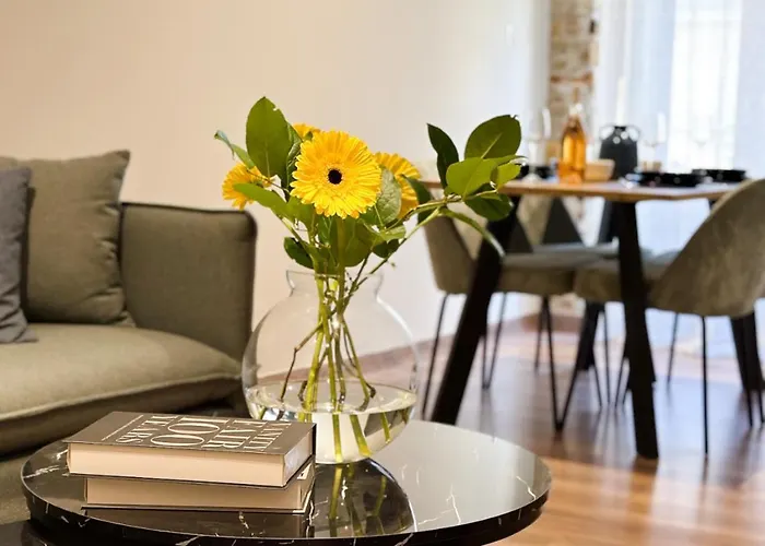 Lithos Syros Ermoupoli