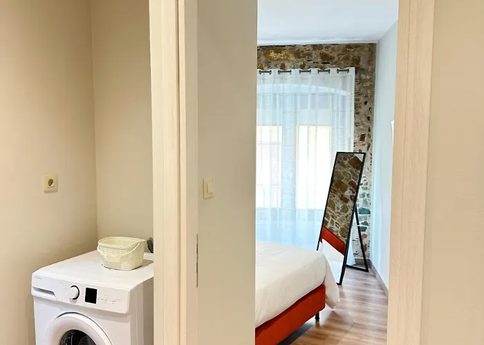 Lithos Syros Ermoupoli