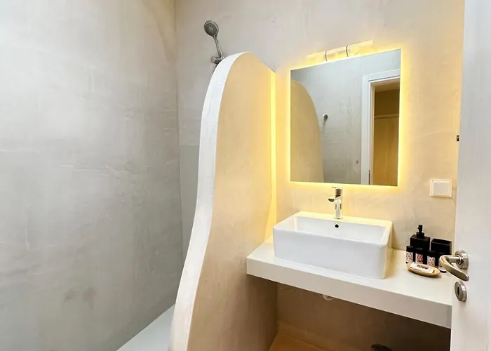 Lithos Syros Ermoupoli