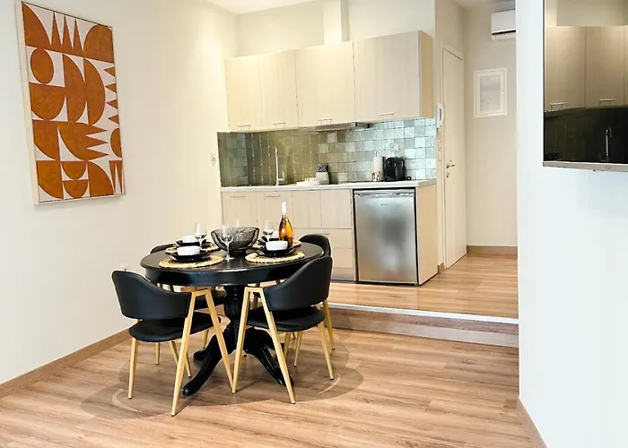 Lithos Syros * Ermoupoli